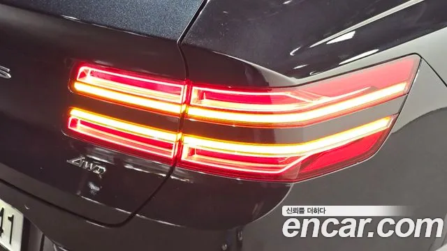 Genesis GV80 — Фото автомобиля 8
