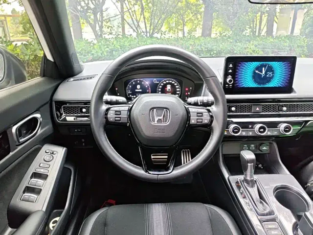 Honda Civic — Фото автомобиля 10