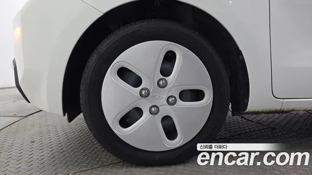 Kia RAY Новый Kia Ray Фургон — Фото автомобиля 5