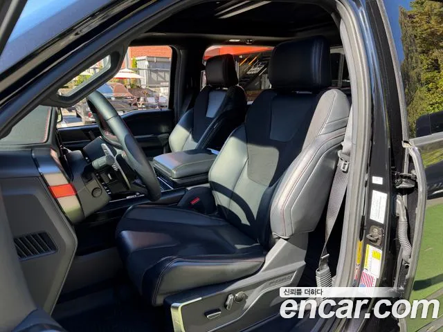 Ford F150 — Фото автомобиля 10