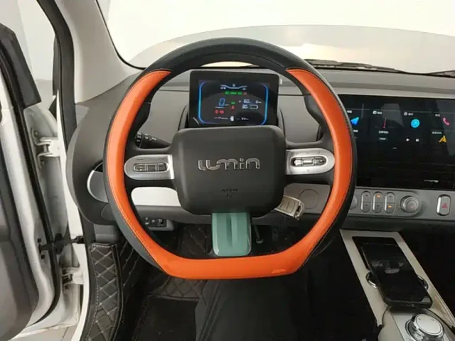 Changan Lumin — Фото автомобиля 10