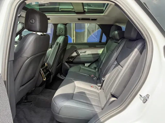 Land Rover Range Rover Sport — Фото автомобиля 10