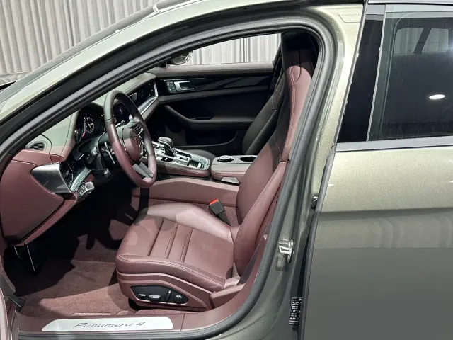 Porsche Panamera — Фото автомобиля 10
