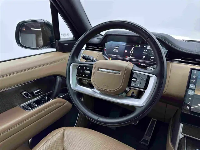 Land Rover Range Rover — Фото автомобиля 10