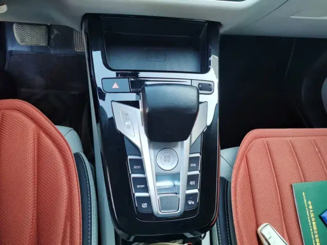 BYD Yuan Pro — Фото автомобиля 15