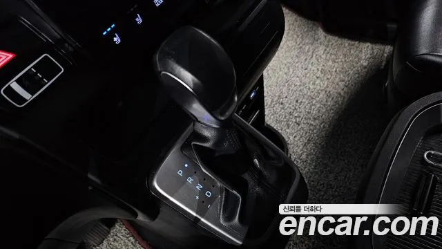 Hyundai Staria — Фото автомобиля 9