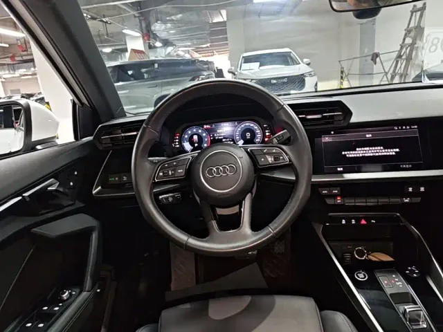 Audi Audi A3 2022 Sportback 35 TFSI Style Elegance — Фото автомобиля 10