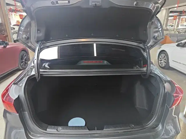 Changan Eado — Фото автомобиля 18