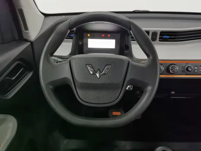 Wuling Hongguang Mini EV — Фото автомобиля 11