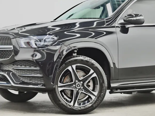 Mercedes-Benz GLE-Class — Фото автомобиля 27