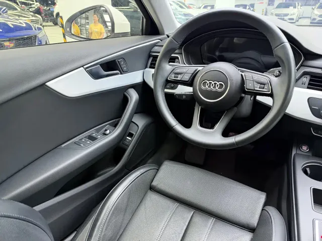 Audi A4L — Фото автомобиля 6