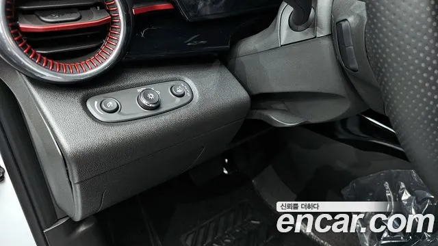 ChevroletGMDaewoo Trax Trax Кроссовер — Фото автомобиля 17