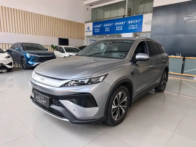 Фотография автомобиля — BYD Song Pro