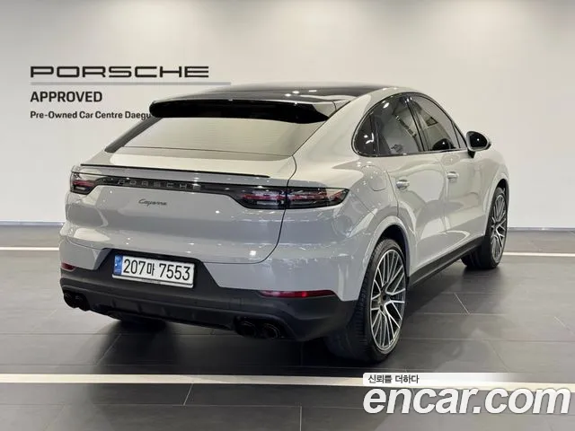 Porsche Cayenne — Фото автомобиля 4