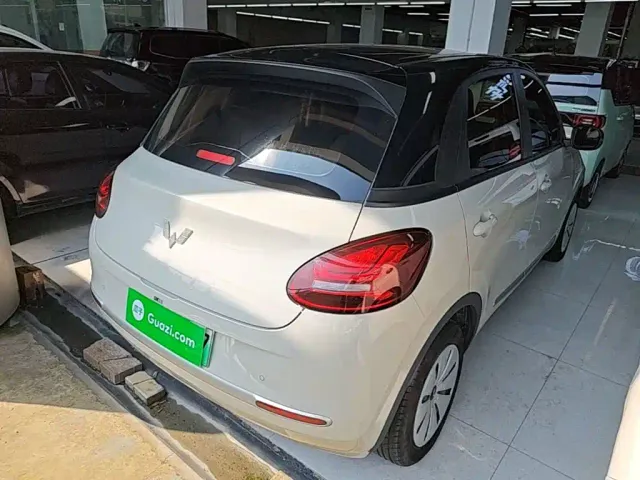 Wuling Bingo — Фото автомобиля 6