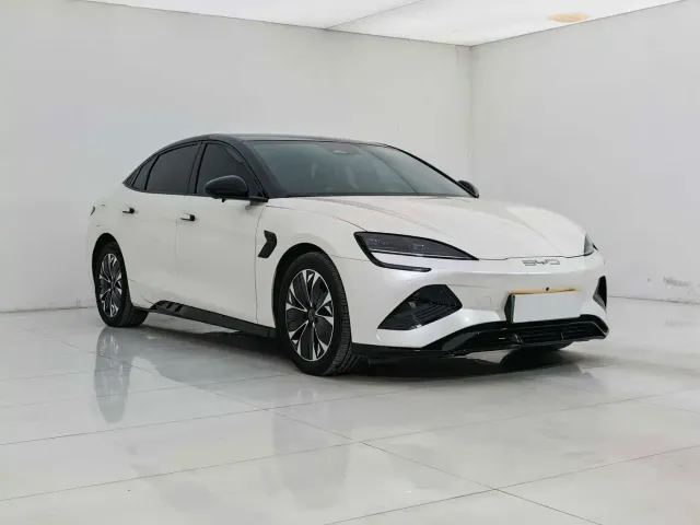 BYD Seal — Фото автомобиля 2