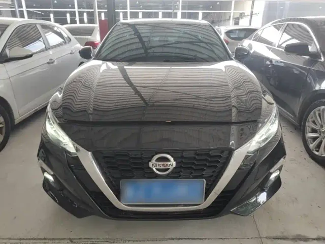 Nissan Teana — Фото автомобиля 2