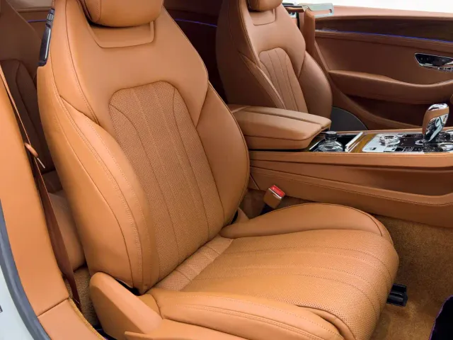 Bentley Continental 2022 4.0T GT V8 — Фото автомобиля 14