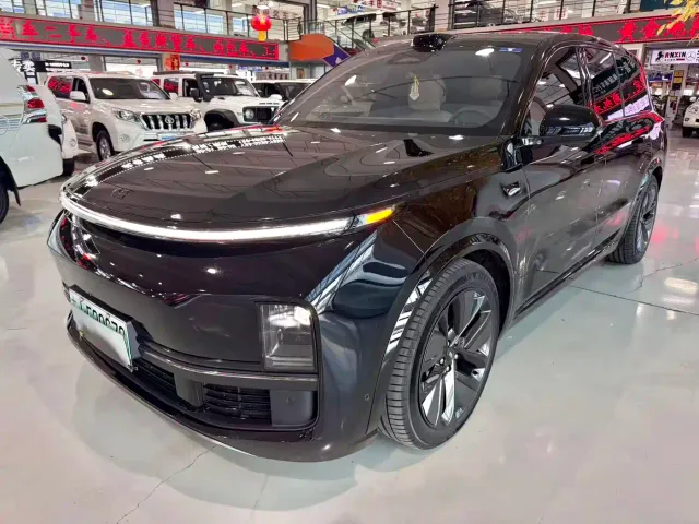 Фотография автомобиля — Li Auto L9
