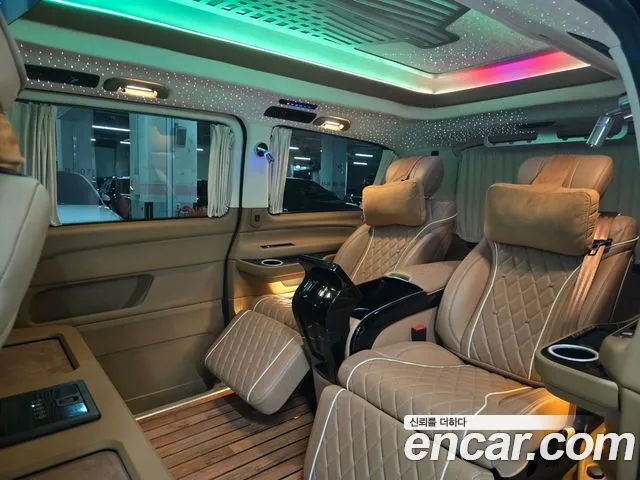 Mercedes-Benz V-Class — Фото автомобиля 18