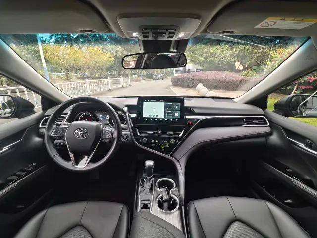 Toyota Camry — Фото автомобиля 13