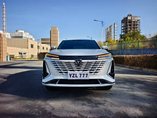 Changan CS75 Plus — Фото автомобиля 2