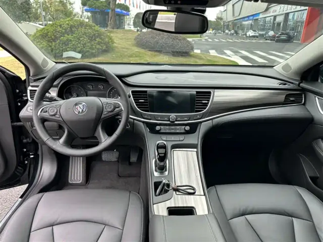 Buick LaCrosse — Фото автомобиля 19