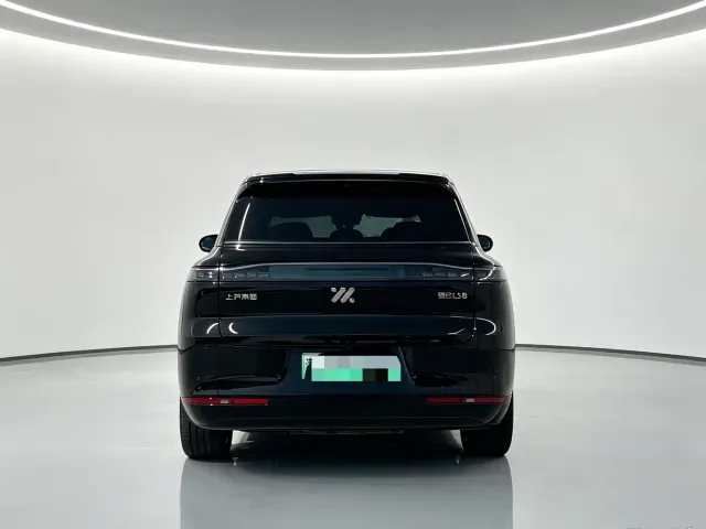 IM Motors LS8 — Фото автомобиля 8