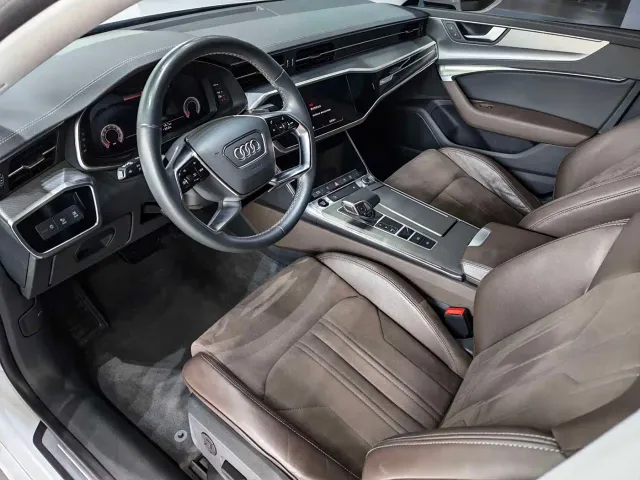 Audi A7L — Фото автомобиля 5