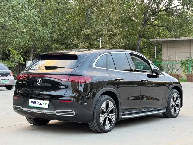 Mercedes-Benz EQE SUV — Фото автомобиля 7