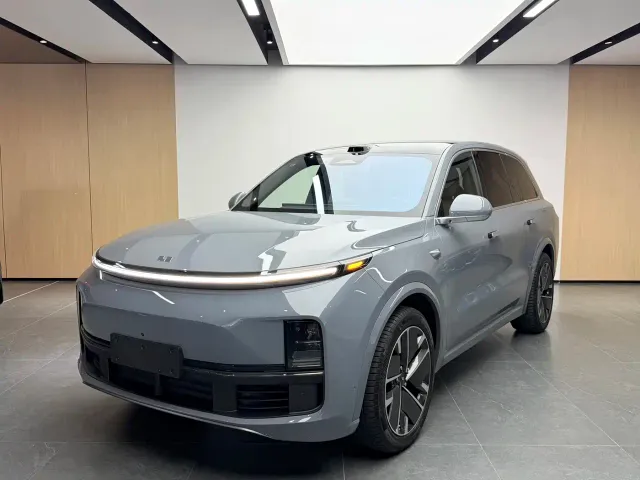 Фотография автомобиля — Li Auto L8