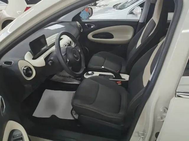 Wuling Bingo — Фото автомобиля 14