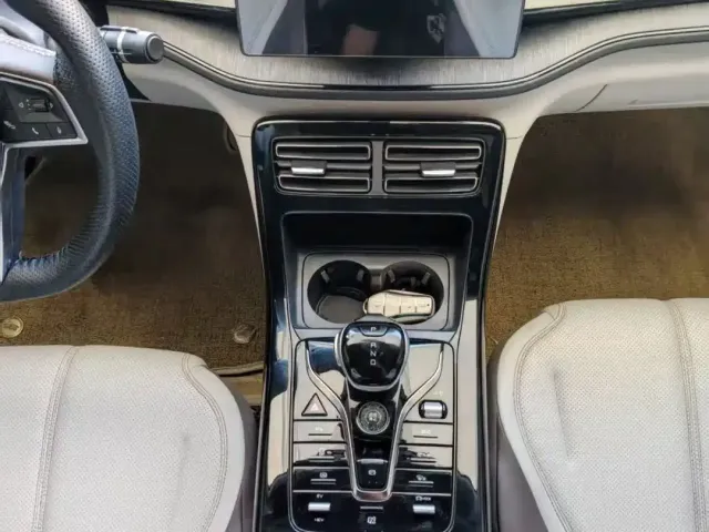BYD Qin PLUS — Фото автомобиля 15