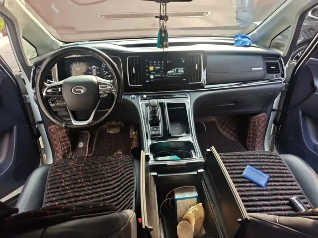 GAC Trumpchi M8 — Фото автомобиля 12