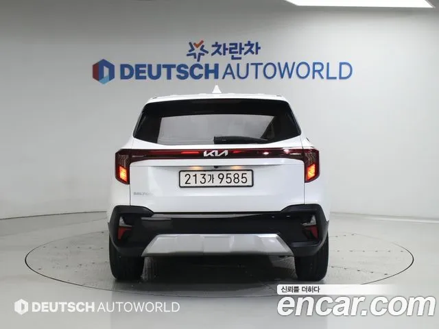 Kia Seltos Новый Seltos Бензин 2.0 2WD — Фото автомобиля 4