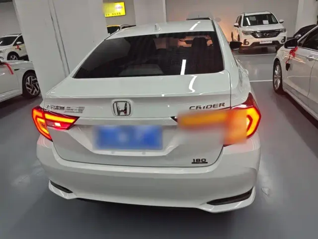 Honda Crider — Фото автомобиля 5