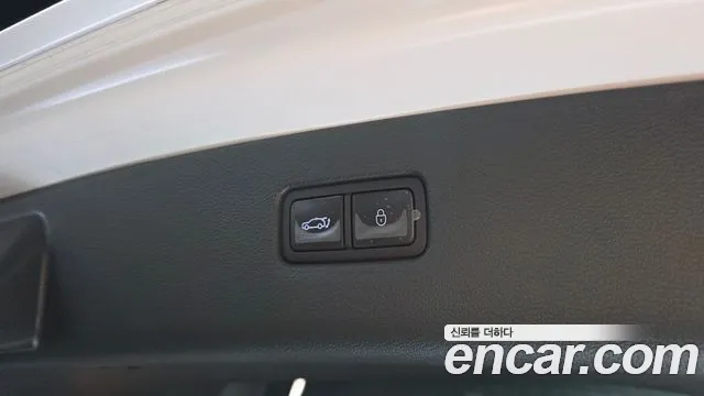 Genesis GV80 2.5T Бензин AWD — Фото автомобиля 29