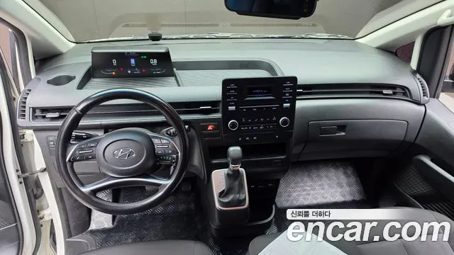 Hyundai Staria — Фото автомобиля 10