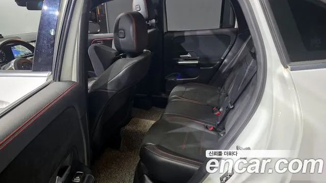 Mercedes-Benz GLA-Class — Фото автомобиля 11