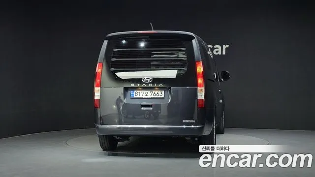 Hyundai Staria Staria Карго 5 мест — Фото автомобиля 4