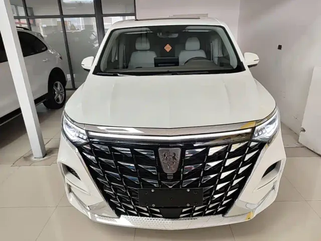 Roewe iMAX8 — Фото автомобиля 2