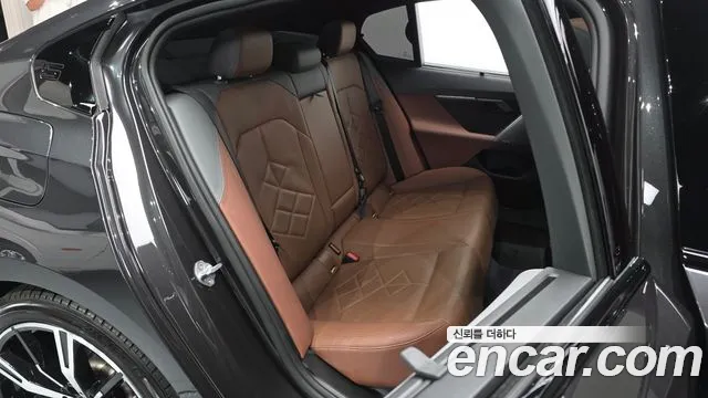 BMW 5 Series G60 — Фото автомобиля 18