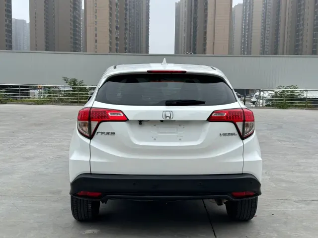 Honda Vezel — Фото автомобиля 5