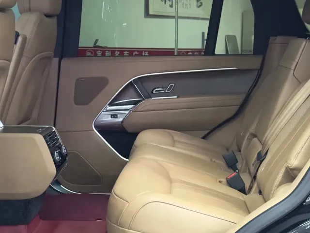 Land Rover Range Rover — Фото автомобиля 16