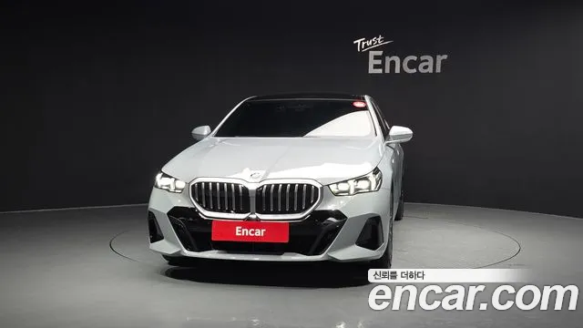 BMW 5-Series — Фото автомобиля 3