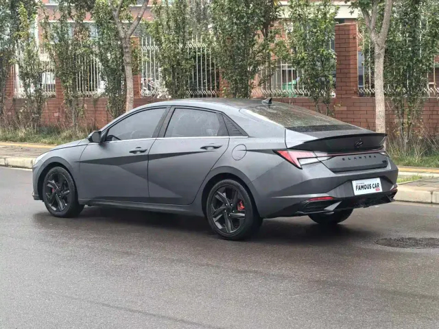 Hyundai Elantra — Фото автомобиля 6