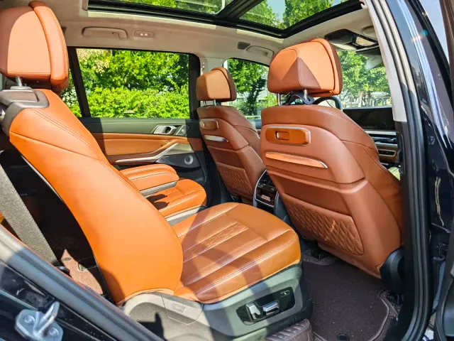 BMW X7 — Фото автомобиля 19
