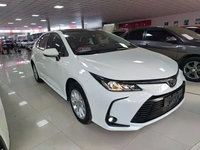 Toyota Corolla — Фото автомобиля 3