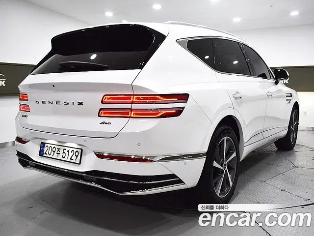 Genesis GV80 — Фото автомобиля 3