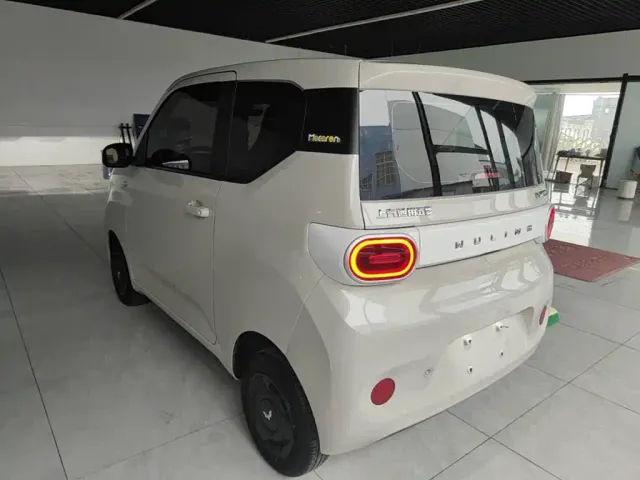 Wuling Hongguang Mini EV — Фото автомобиля 4